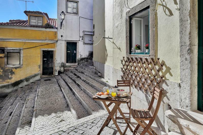 Alfama Cosy & Charming Apartment Lisbon Bagian luar foto